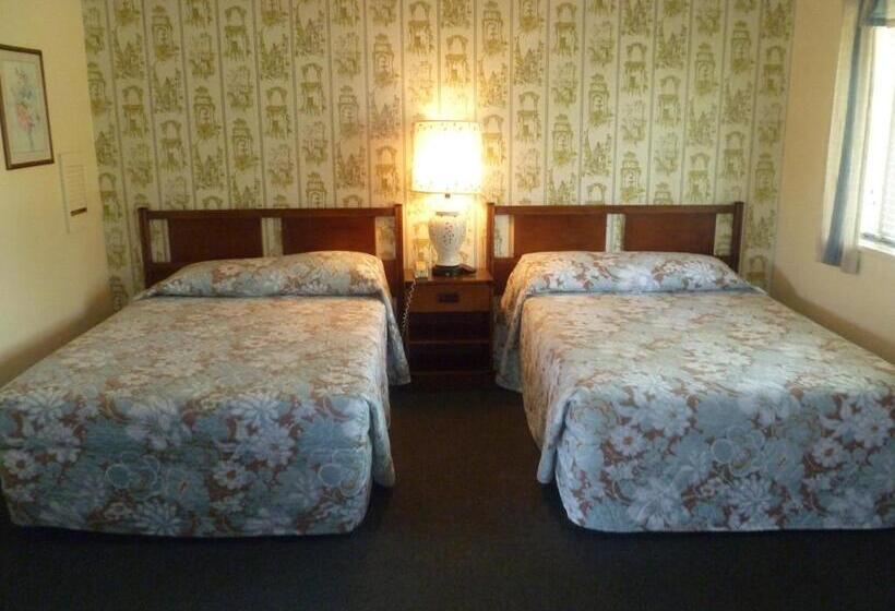 Номер Стандарт 2 Двуспальные Кровати, Heidelberg Motel