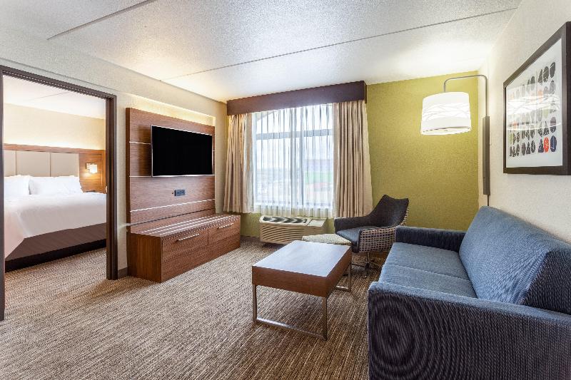 Suíte Cama King, Holiday Inn Express & Suites Cedar Falls   Waterloo, An Ihg