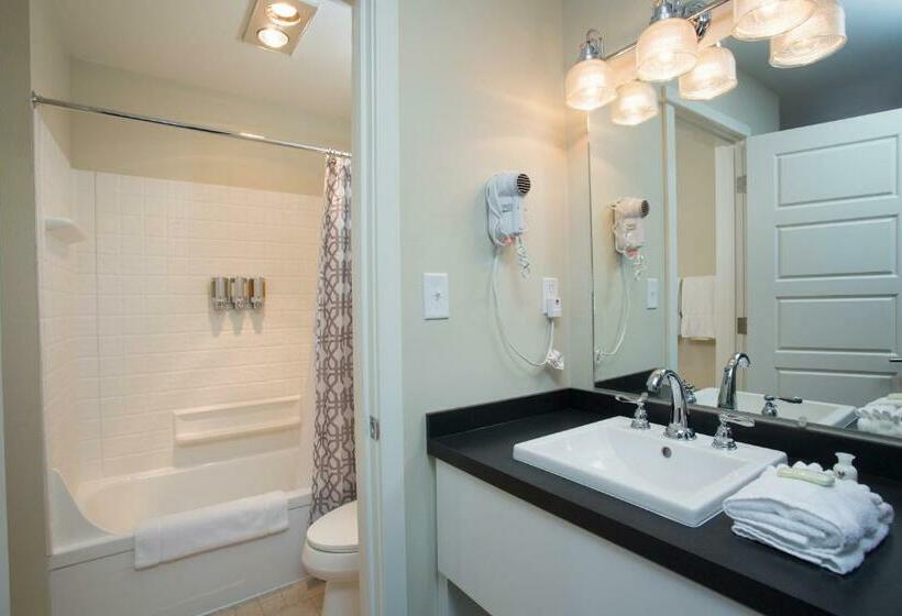 Quarto Estandar Cama King, Pelican Shores Inn