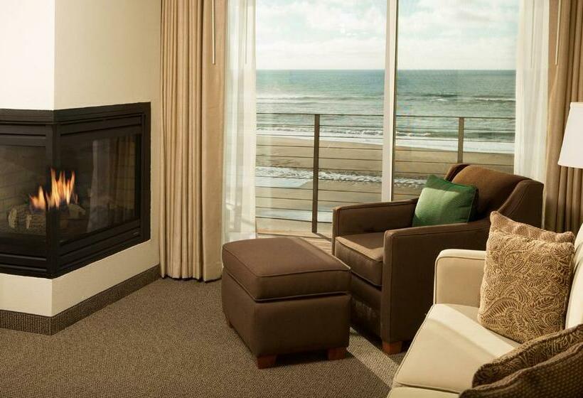 Люкс Вид на Море, Pelican Shores Inn