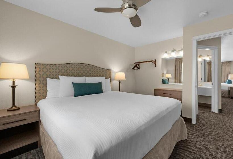 Люкс Вид на Море, Pelican Shores Inn