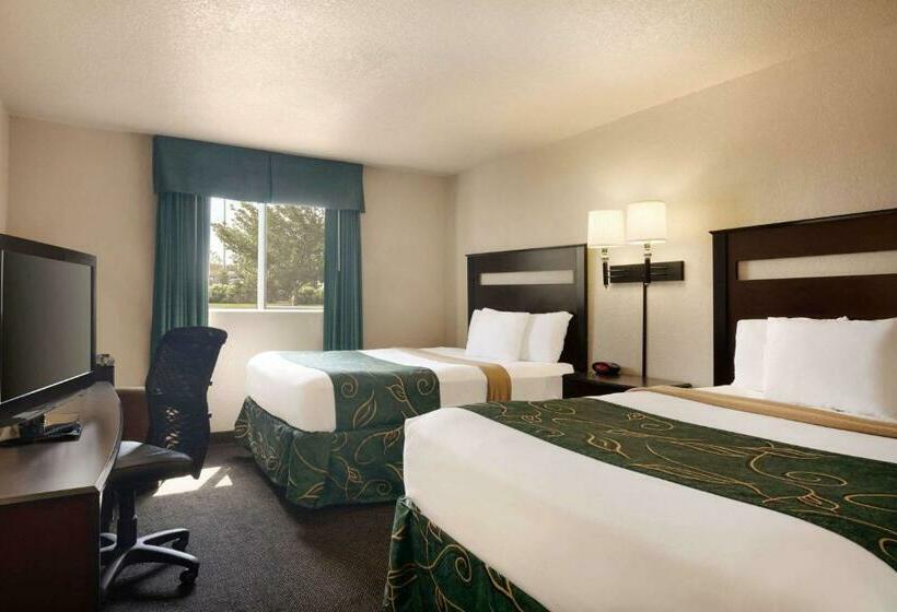 Номер Стандарт, Travelodge By Wyndham Jefferson City