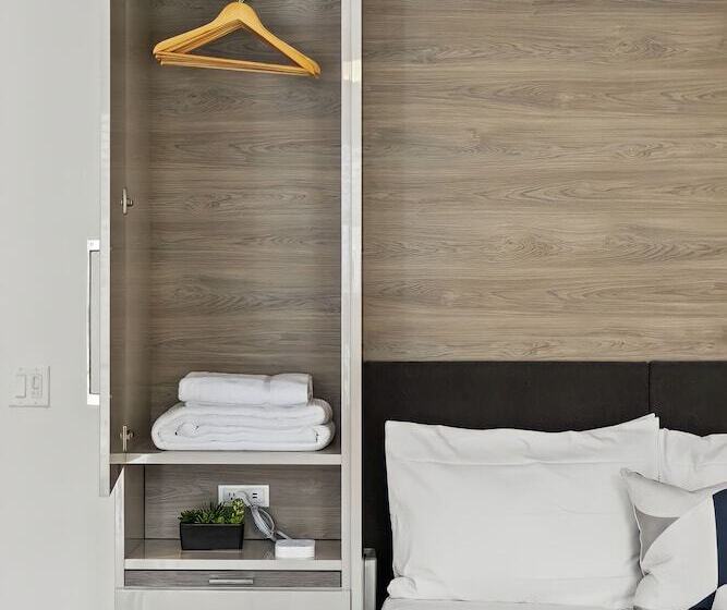 استودیوی استاندارد, Placemakr Downtown Austin