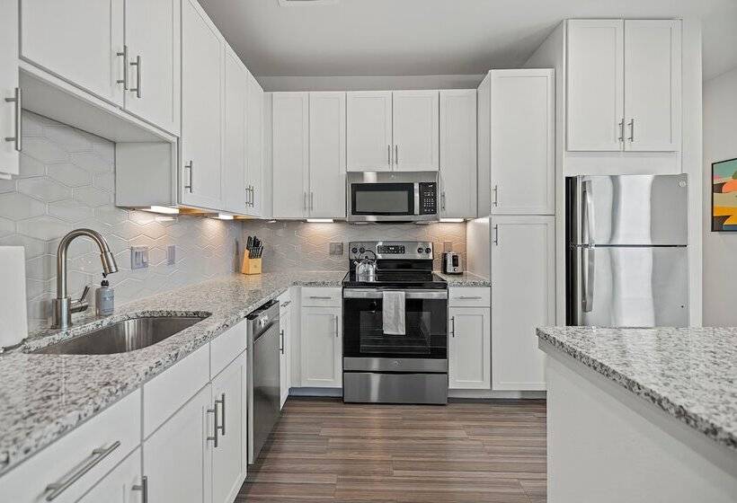 آپارتمان 1 خوابه, Placemakr Downtown Austin