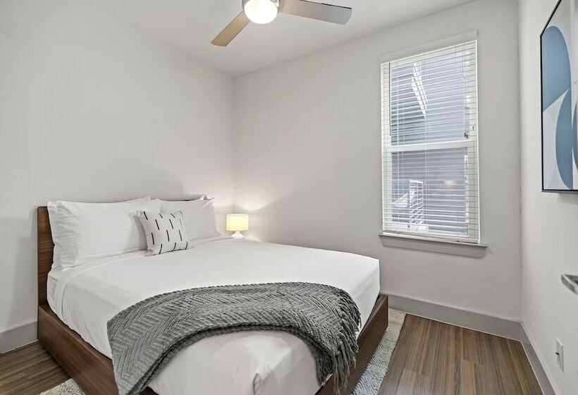 آپارتمان 2 خوابه, Placemakr Downtown Austin