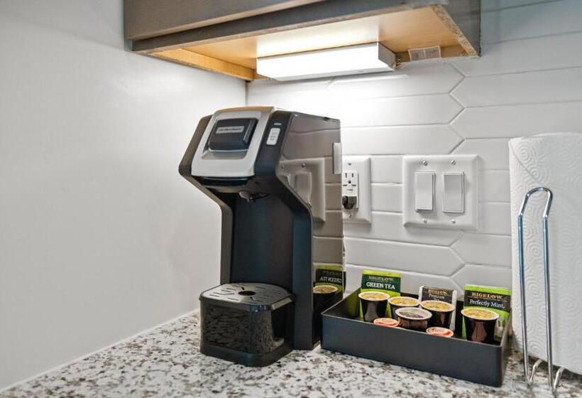 استودیوی استاندارد, Placemakr Downtown Austin