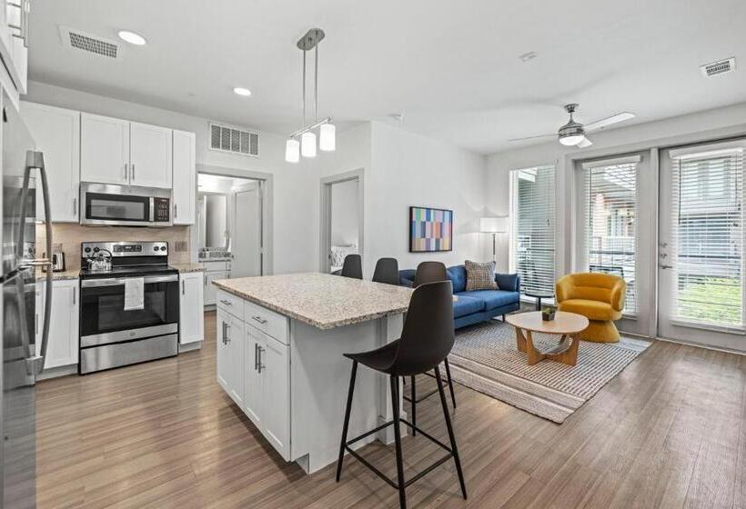 آپارتمان 2 خوابه, Placemakr Downtown Austin