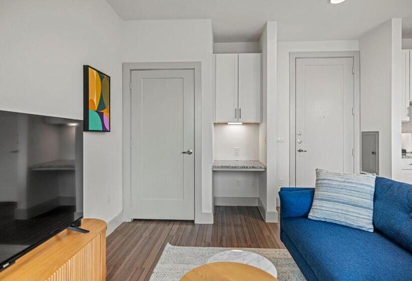 اتاق استاندارد برای معلولان, Placemakr Downtown Austin