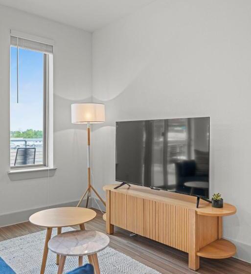 اتاق استاندارد برای معلولان, Placemakr Downtown Austin