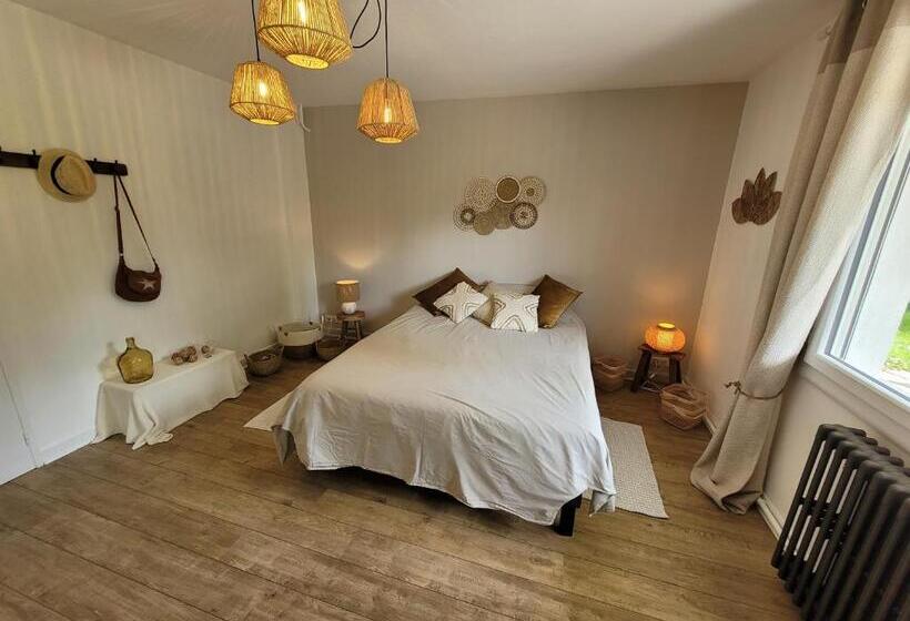 اتاق استاندارد با تخت بزرگ, La Pause Cadurcienne, Table Et Chambre D Hôtes
