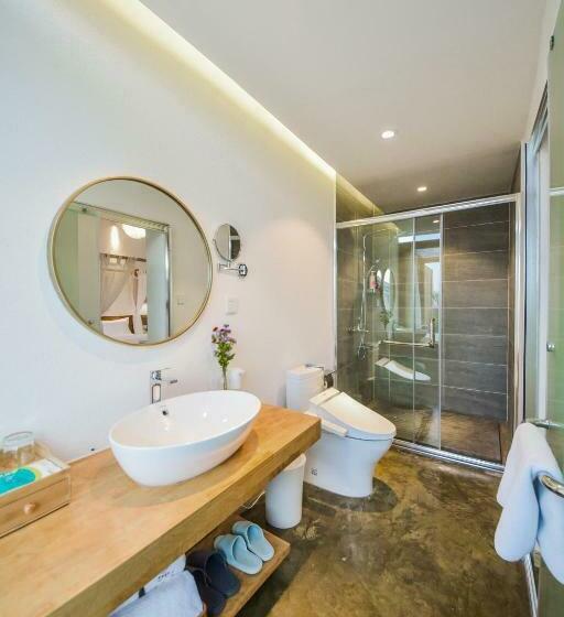 اتاق لوکس, Shang Shan Ruo Shui 大理上山若水客栈