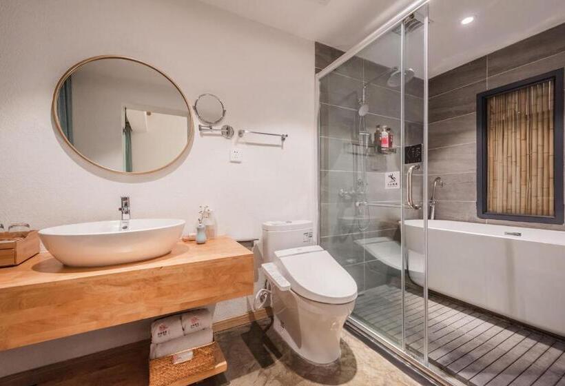 اتاق لوکس, Shang Shan Ruo Shui 大理上山若水客栈