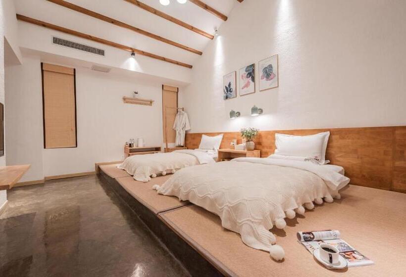 Номер Deluxe, Shang Shan Ruo Shui 大理上山若水客栈