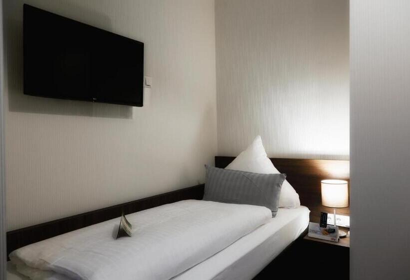 Семейный Номер, Konsumhotel Am Park   Nebenhaus Vom Konsum Berghotel Oberhof