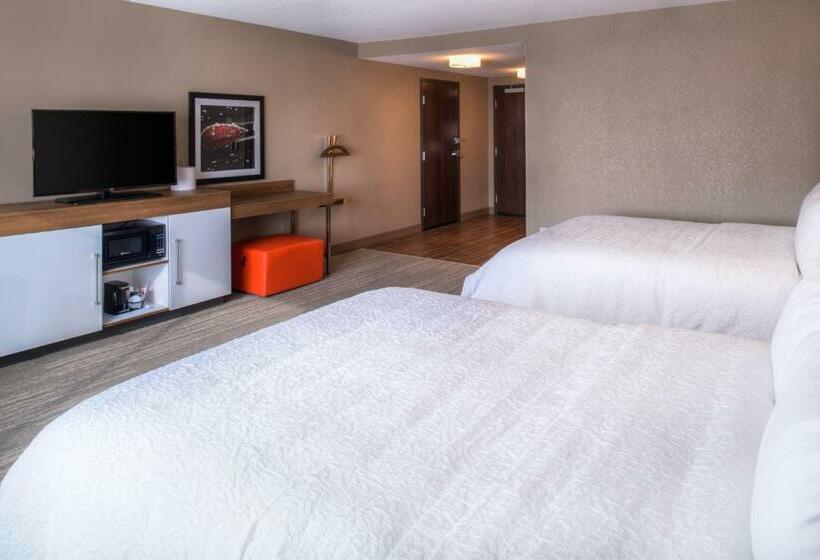 适合残疾人士使用的套间, Hampton Inn & Suites Wixom