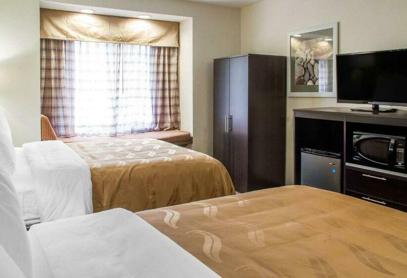 Номер Стандарт Адаптированный для Инвалидов, Quality Inn & Suites Maggie Valley   Cherokee Area