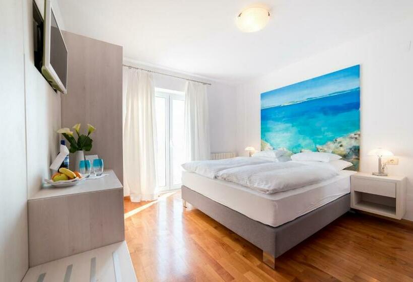 标准间, Rooms Raič