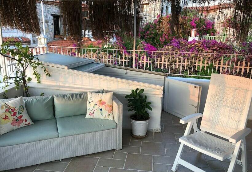 سوییت با چشم‌انداز دریا, 8 Oda Boutique Homes