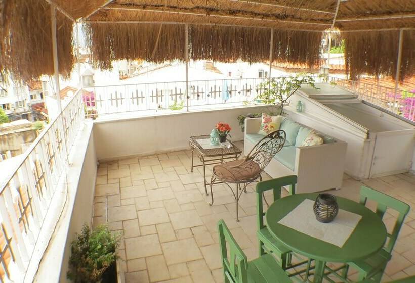 سوییت با چشم‌انداز دریا, 8 Oda Boutique Homes