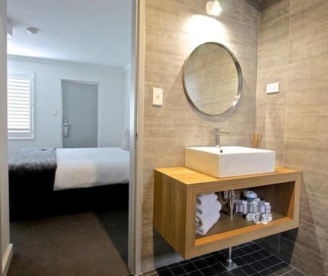 Family Suite, Quays