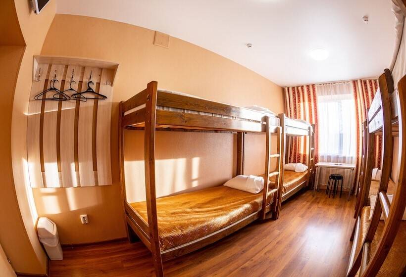 تختخواب در اتاق مشترک, Petrozavodsk   Hostel
