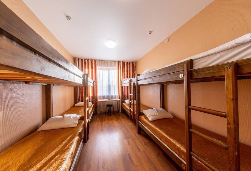 تختخواب در اتاق مشترک, Petrozavodsk   Hostel