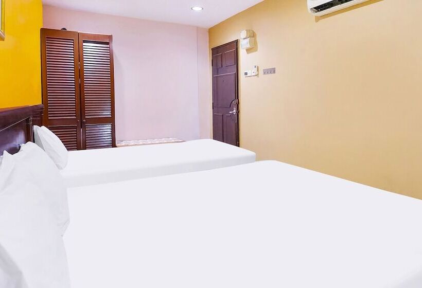 اتاق استاندارد سه نفره, New Station Hotel Klang
