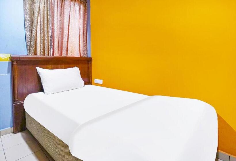 اتاق استاندارد یک نفره, New Station Hotel Klang