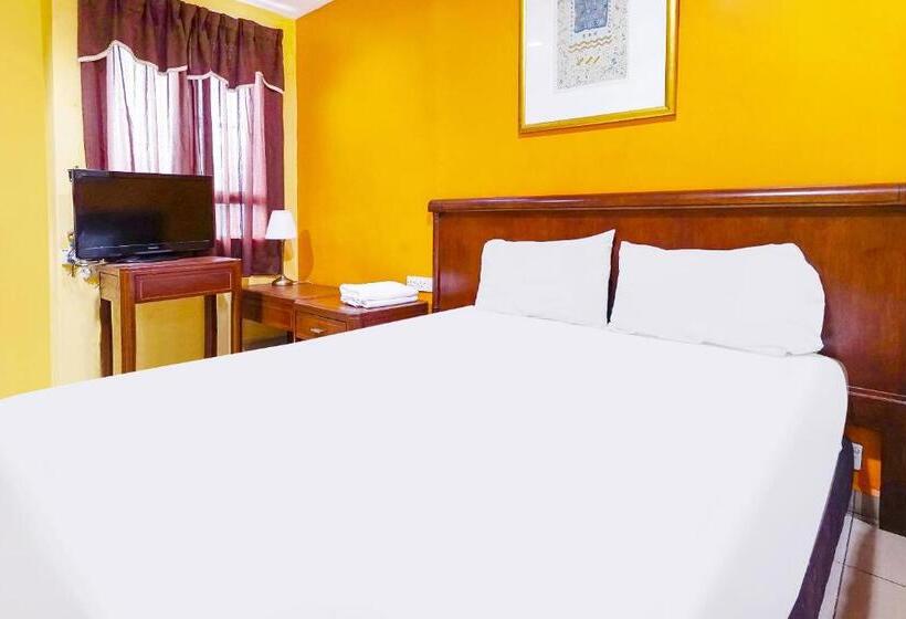سوییت خانوادگی, New Station Hotel Klang