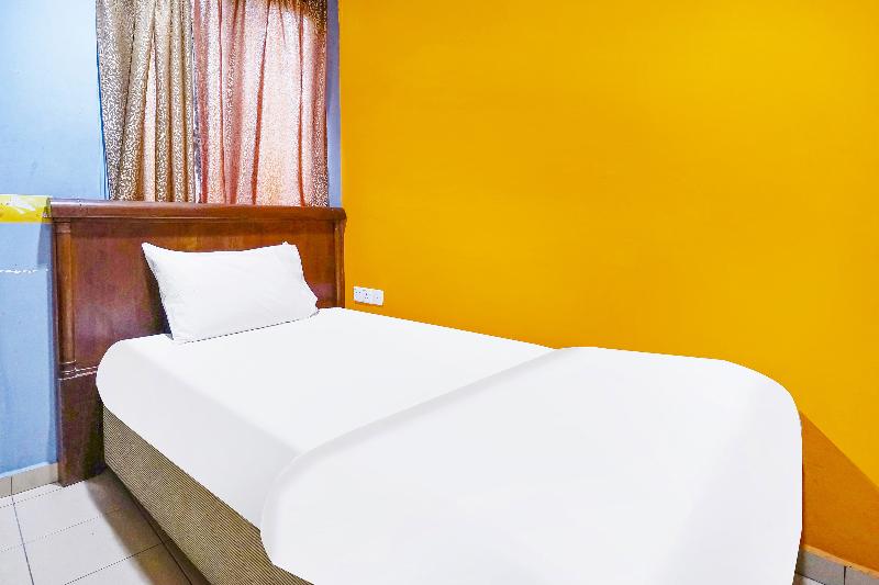 اتاق استاندارد یک نفره, New Station Hotel Klang