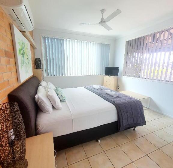 Апартаменты 1 Спальня Нижний Этаж, Sunseeker Motel