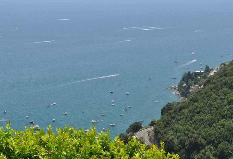 带海景的标准工作室, Villa Verde Sul Mare