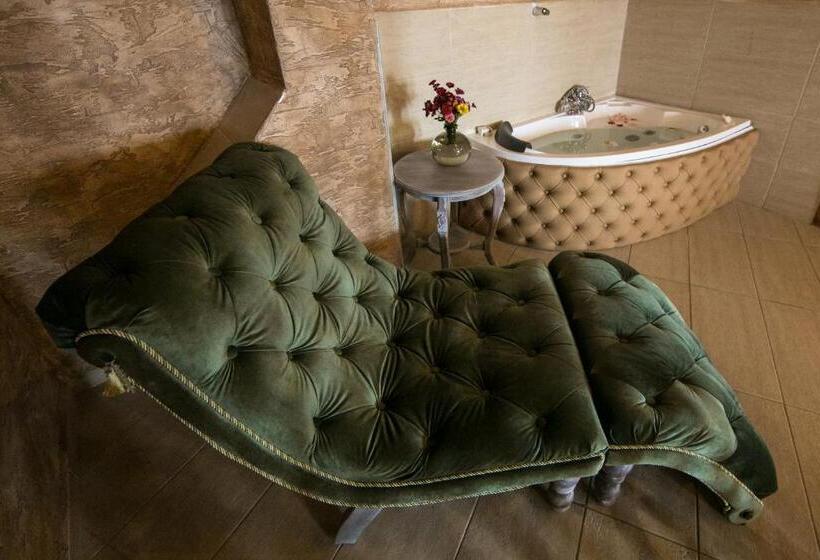 Номер Deluxe, Royal Valentina Castle