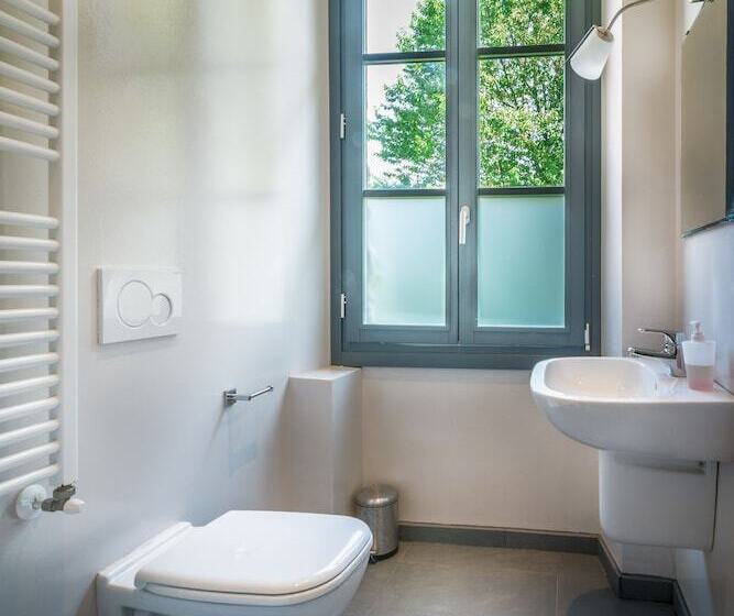 اتاق استاندارد سه تخته با سرویس بهداشتی مشترک, B&b E Ostello, Parco Di Monza, Cascina Costa Alta
