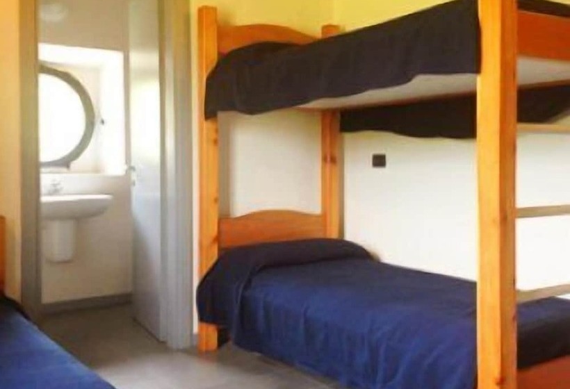 تختخواب در اتاق مشترک, B&b E Ostello, Parco Di Monza, Cascina Costa Alta