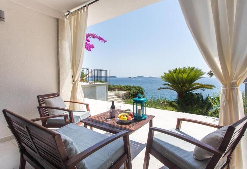 1 Bedroom Apartment with Terrace Sea View, Apartments Villa Mirjana