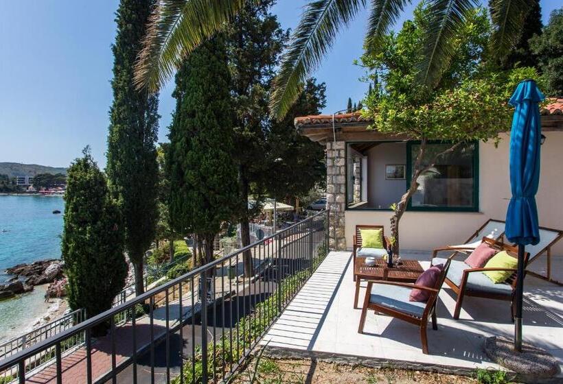 آپارتمان 1 خوابه با تراس, Apartments Villa Mirjana