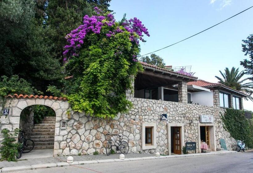 استودیوی استاندارد با چشم‌انداز دریا, Apartments Villa Mirjana