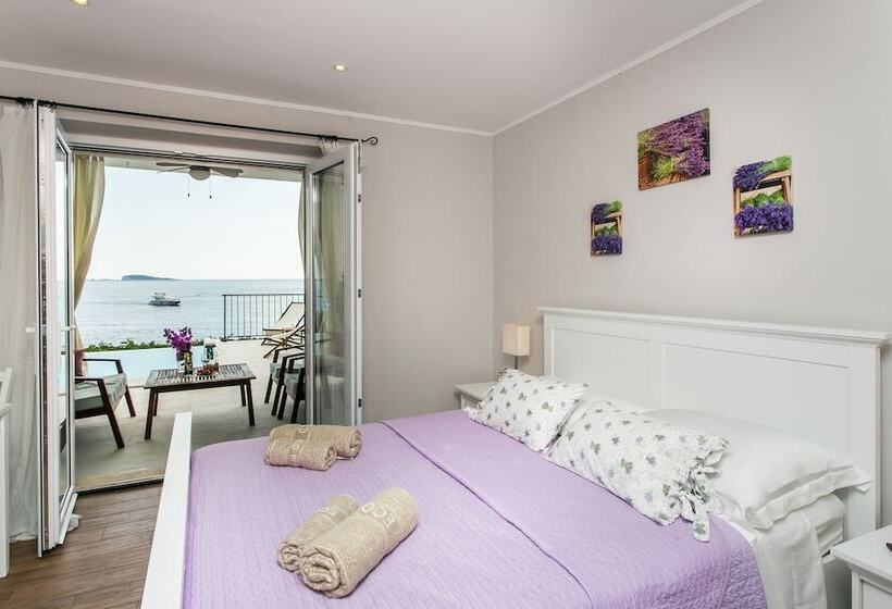 استودیوی استاندارد با چشم‌انداز دریا, Apartments Villa Mirjana