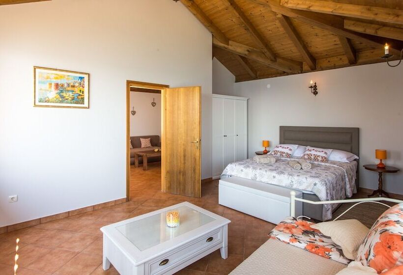 1 Bedroom Apartment with Terrace Sea View, Apartments Villa Mirjana