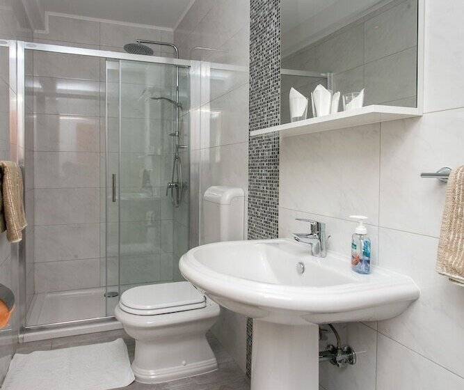 استودیوی استاندارد با چشم‌انداز دریا, Apartments Villa Mirjana