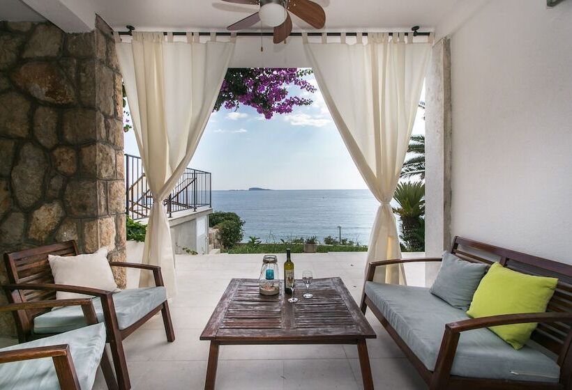 استودیوی استاندارد با چشم‌انداز دریا, Apartments Villa Mirjana