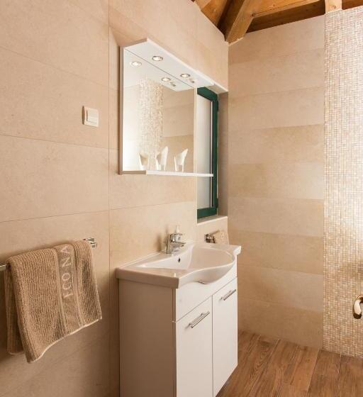آپارتمان 1 خوابه با تراس, Apartments Villa Mirjana