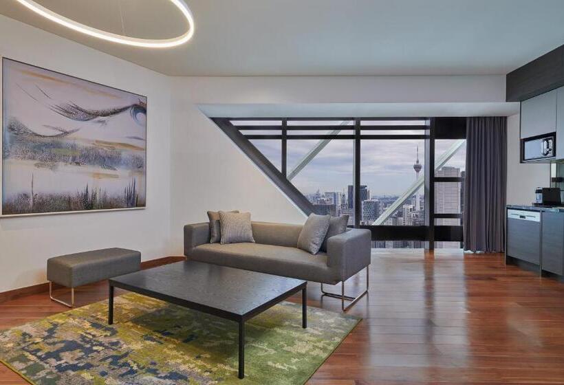 جناح, Element Kuala Lumpur