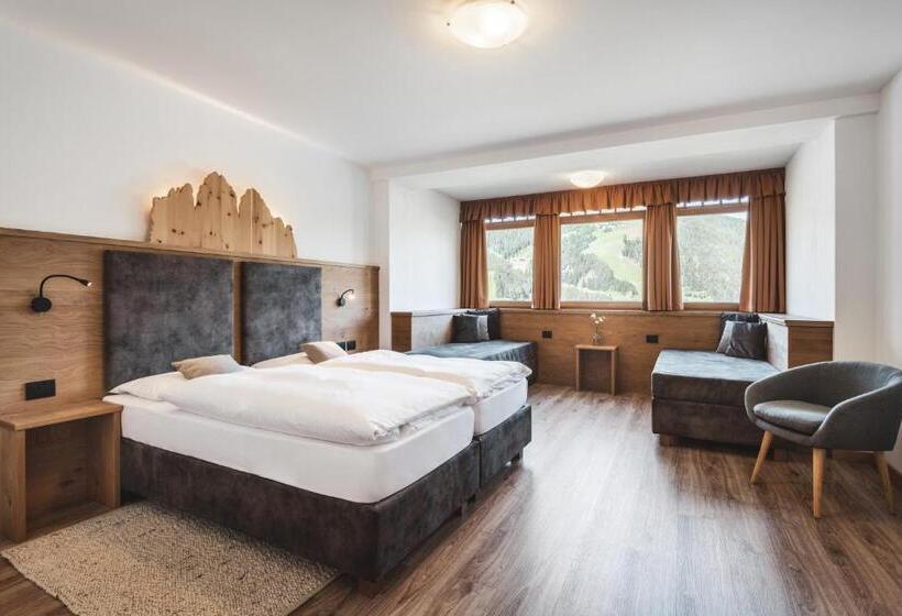 اتاق استاندارد, Berghotel Majarei