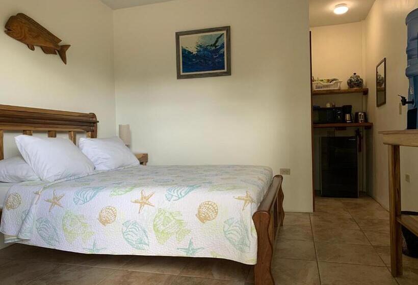Номер Deluxe, All Seasons Belize