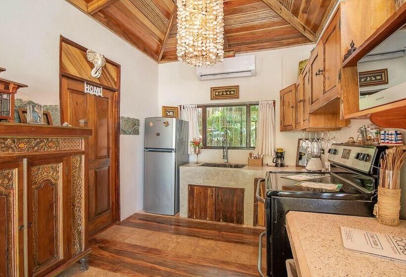 Вилла Deluxe 2 Спальни, Ocho Artisan Bungalows