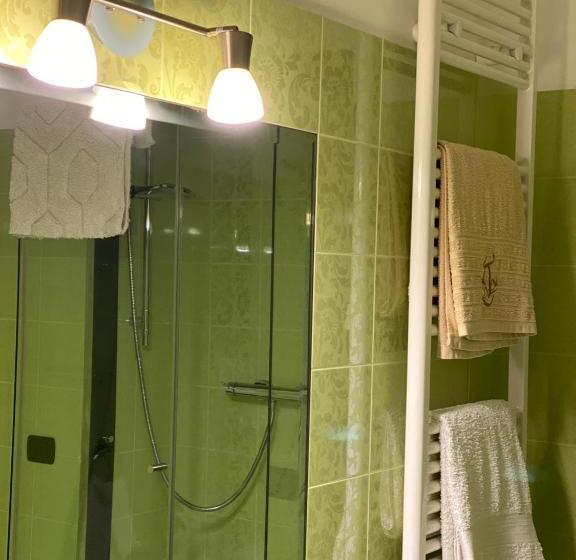 غرفة قياسية ثلاثية, Tenuta Monaci La Murra