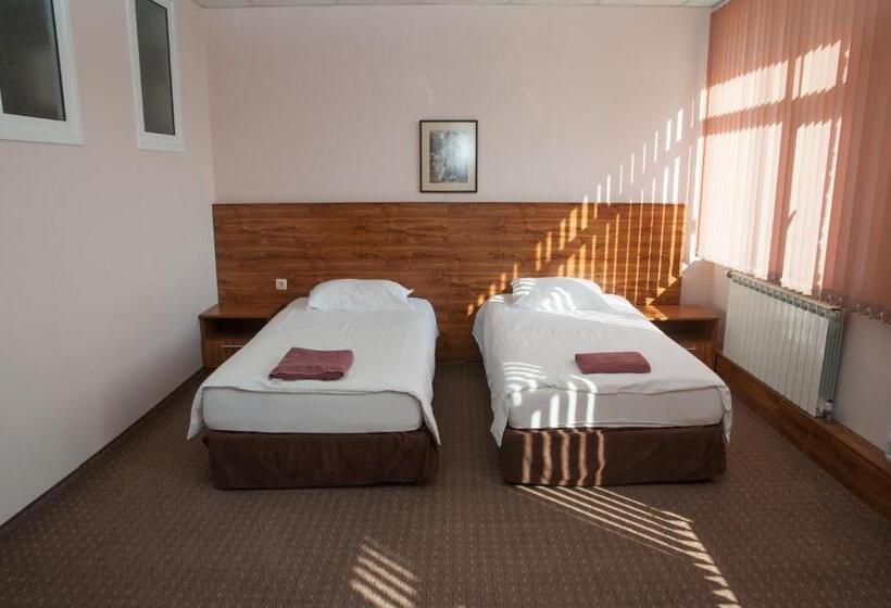اتاق استاندارد, Hostel Izida 2