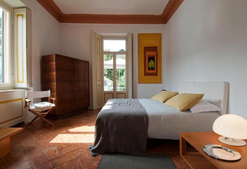 Номер Стандарт Вид на Озеро, Villa Nina Relais Boutique B&b